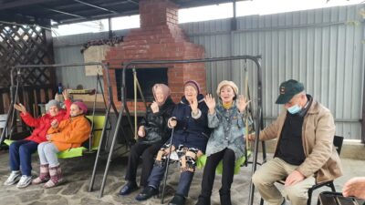 Уход за пожилым человеком старше 80 лет